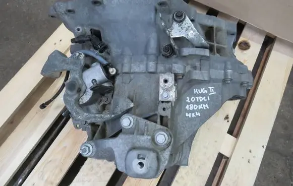 Ford Kuga II Manual 6 speed gearbox AV4R7002TCA 291014 012758