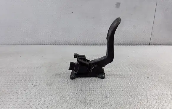 Mercedes-Benz Vito Viano W639 Accelerator throttle pedal