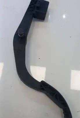 Volkswagen Golf IV Accelerator throttle pedal 1J1721511C