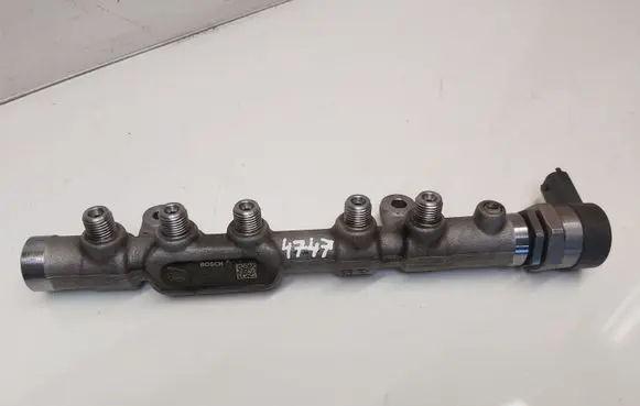 Land Rover Range Rover Evoque L538 Fuel main line pipe G4D39D280AA
