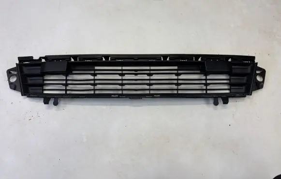 Peugeot Partner Front bumper lower grill 9810963580 K3293