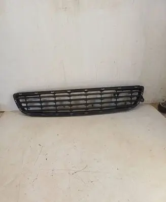 Opel Zafira B Front bumper lower grill 13124978 325769024
