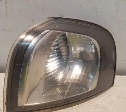 Front indicator light