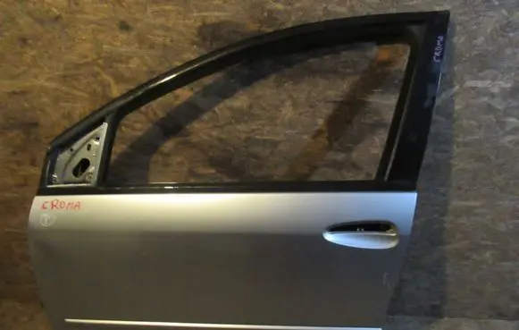 Fiat Croma Front door