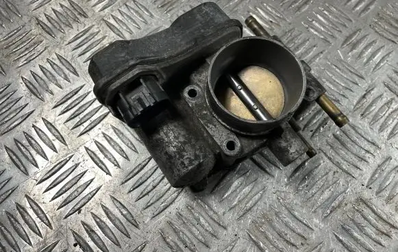 Opel Zafira A Throttle valve