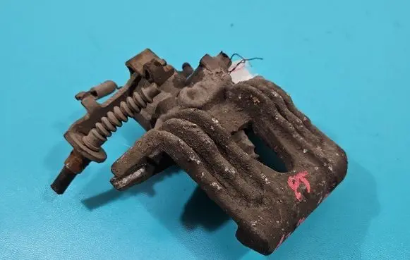 Opel Zafira A Rear brake caliper IMPRK1377943