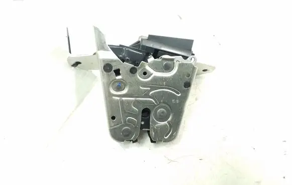 Loading door lock