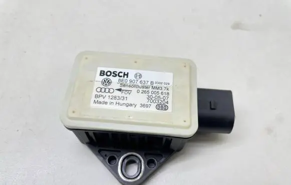Audi A6 S6 C6 4F ESP acceleration yaw rate sensor 8E0907637B