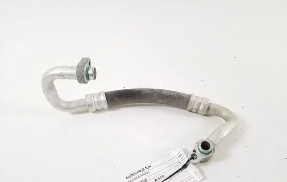 Air conditioning (A/C) pipe/hose