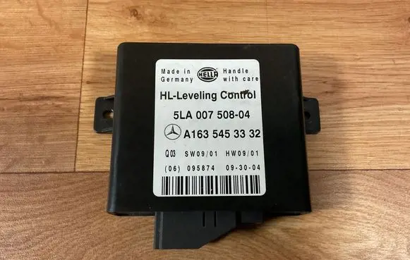 Mercedes-Benz ML W163 Light module LCM A1635453332 5LA00750804 095874