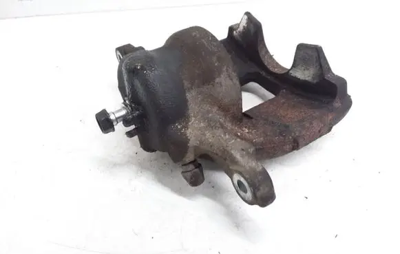 Honda CR-V Front brake caliper