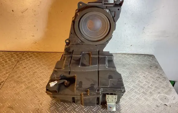 Lexus RX 450H Subwoofer grill/trim 8615048090