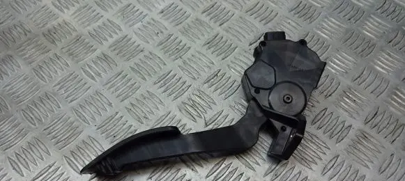 Subaru Legacy Accelerator throttle pedal 36010AG140