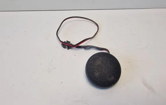 Audi A6 S6 C4 4A High frequency speaker in the rear doors 8A0035399