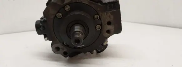Audi A6 S6 C6 4F Fuel injection high pressure pump 0445010154 059130755S 0600429