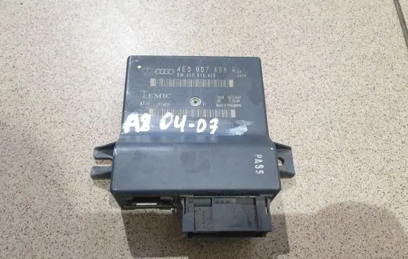 Audi A8 S8 D3 4E Gateway control module 4E0907468A