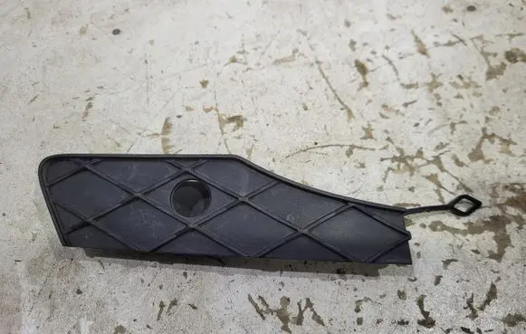 Mercedes-Benz GLK (X204) Front tow hook cap/cover A2048851124
