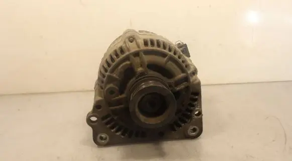 Volkswagen Polo III 6N 6N2 6NF Generator/alternator 028903025H