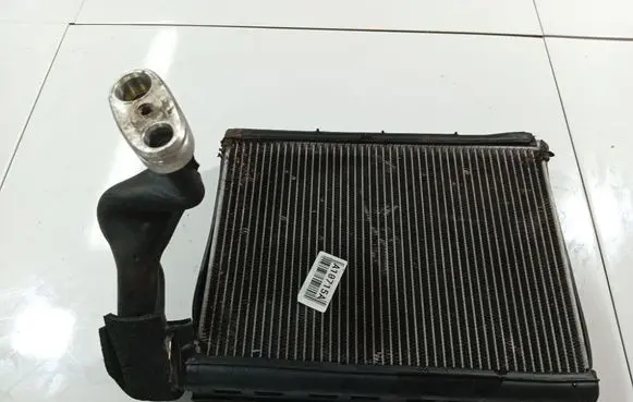Audi A6 S6 C6 4F A/C cooling radiator (condenser)