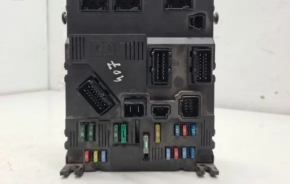 Peugeot 407 Comfort/convenience module 9656148180