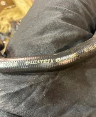 Air intake hose/pipe