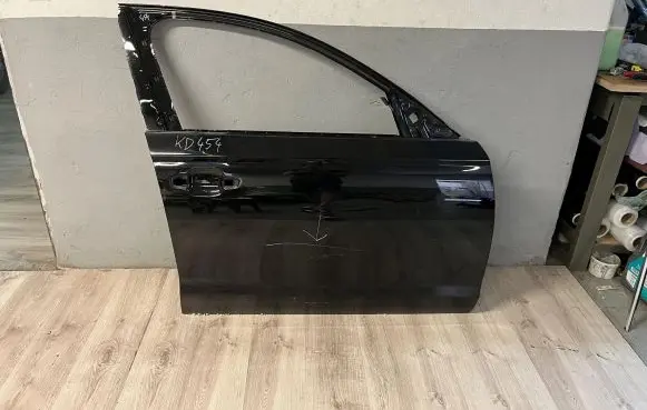 Audi A6 C7 Front door