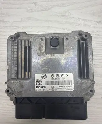 Volkswagen Golf V Engine control unit/module 03G906021KH 1039S15273 0281013226