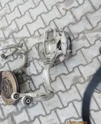 Maserati Ghibli Front wheel hub spindle knuckle Z9ZT00049
