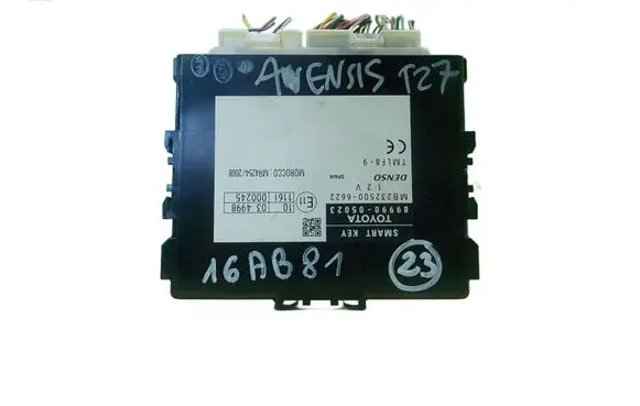 Toyota Avensis T270 Other control units/modules 8999005023