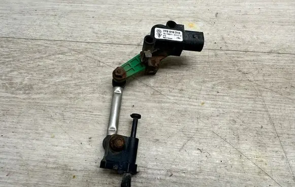 Porsche Cayenne (92A) Headlight/headlamp level sensor 7P0616213 15160101172 95834107500