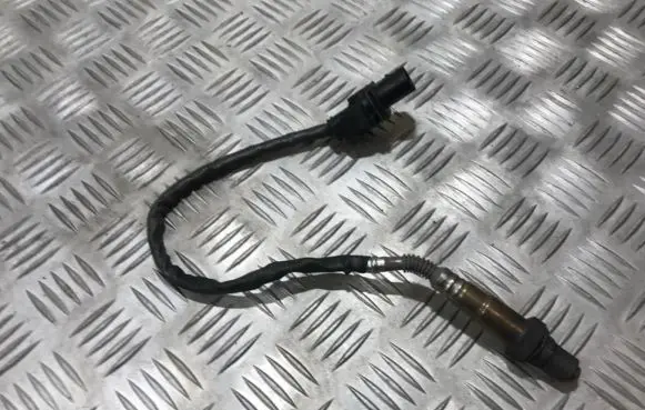 BMW 5 E60 E61 Lambda probe sensor 0281004019 7791592-02