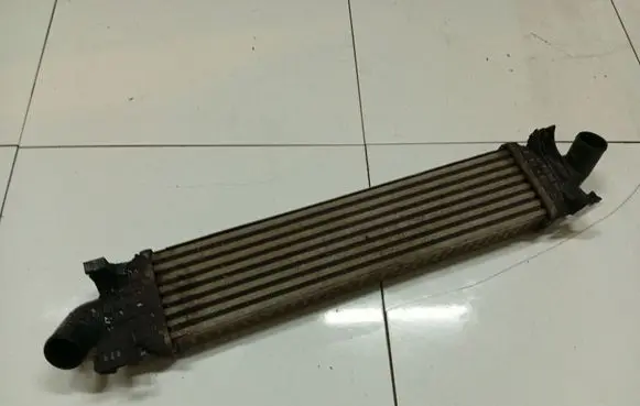 Ford Focus Intercooler radiator