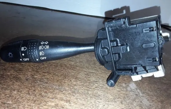 Toyota Corolla E120 E130 Indicator stalk NOCODE