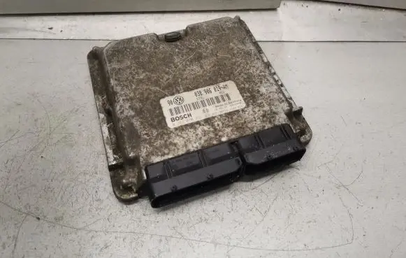 Volkswagen Golf IV Engine control unit/module 038906019AM 0281010091