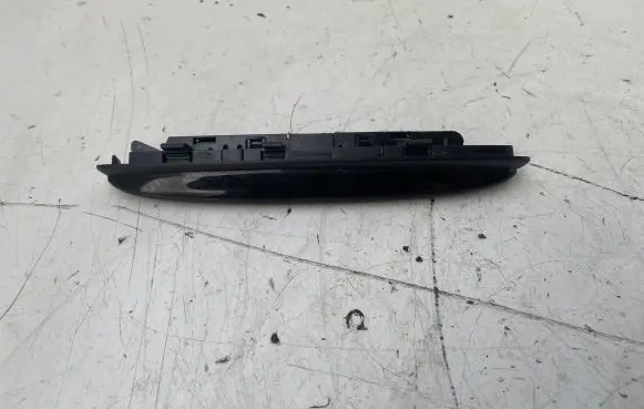 Mercedes-Benz C W204 Parking PDC sensor display screen A2465420023