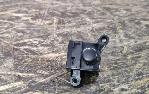 Lexus LS 460 - 600H Other switches/knobs/shifts 2891H04