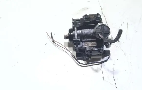 Ford Mondeo MK IV Fuel injection high pressure pump A2C27100268