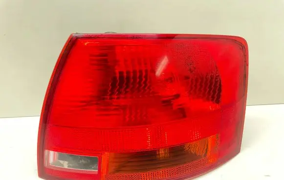 Audi A4 S4 B7 8E 8H Rear/tail lights 8E9945096E
