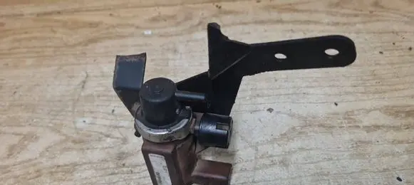 Volvo V50 Turbo solenoid valve 9650098380