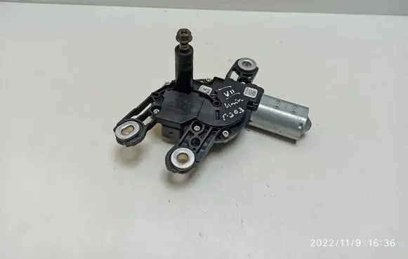 Volkswagen Golf VII Rear window wiper motor 5G0955711