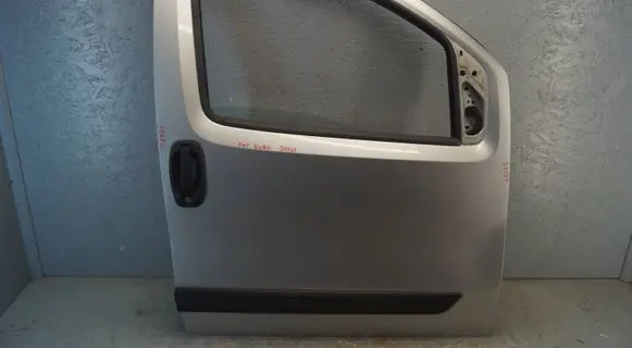 Fiat Qubo Front door