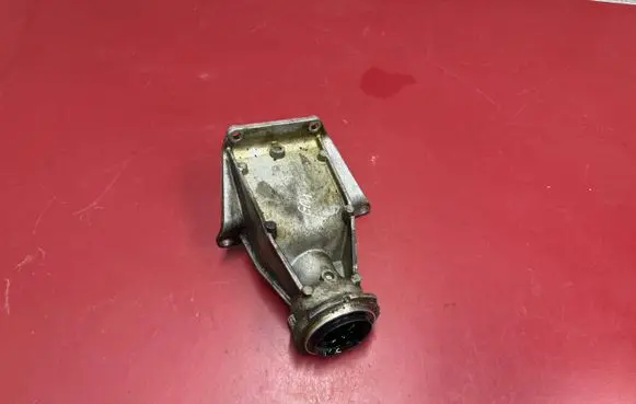BMW X3 G01 Driveshaft support bearing bracket 8639383