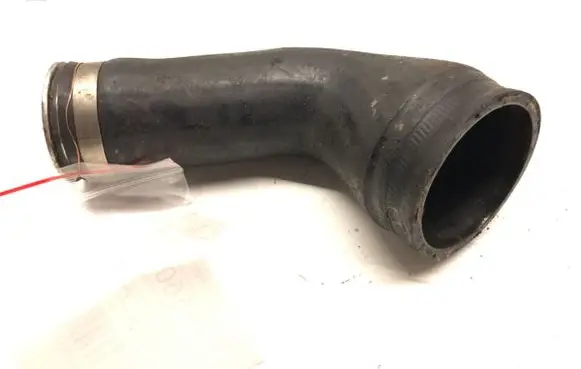 Intercooler hose/pipe