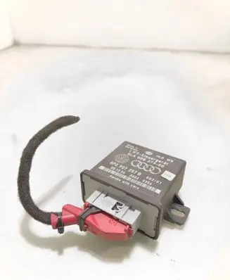 Audi A4 S4 B7 8E 8H Light module LCM 8P0907357B 5LA00837900 00020356