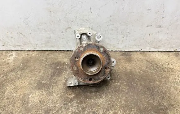 BMW 1 F20 F21 Front wheel hub 