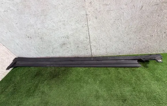 BMW iX3 Sill 8498781
