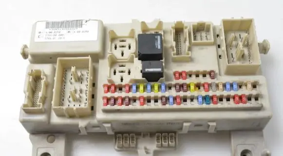 Ford Focus Fuse module 4M5T14A073BG