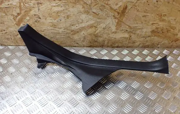 Subaru Forester SH Rear sill trim cover 94061SC010