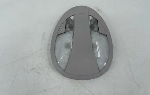 Mercedes-Benz E W211 Rear seat light A2118207301