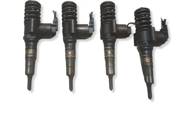 Audi A3 S3 8P Fuel injectors set 0414720404